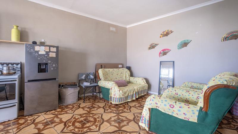 6 Bedroom Property for Sale in Kensington Western Cape